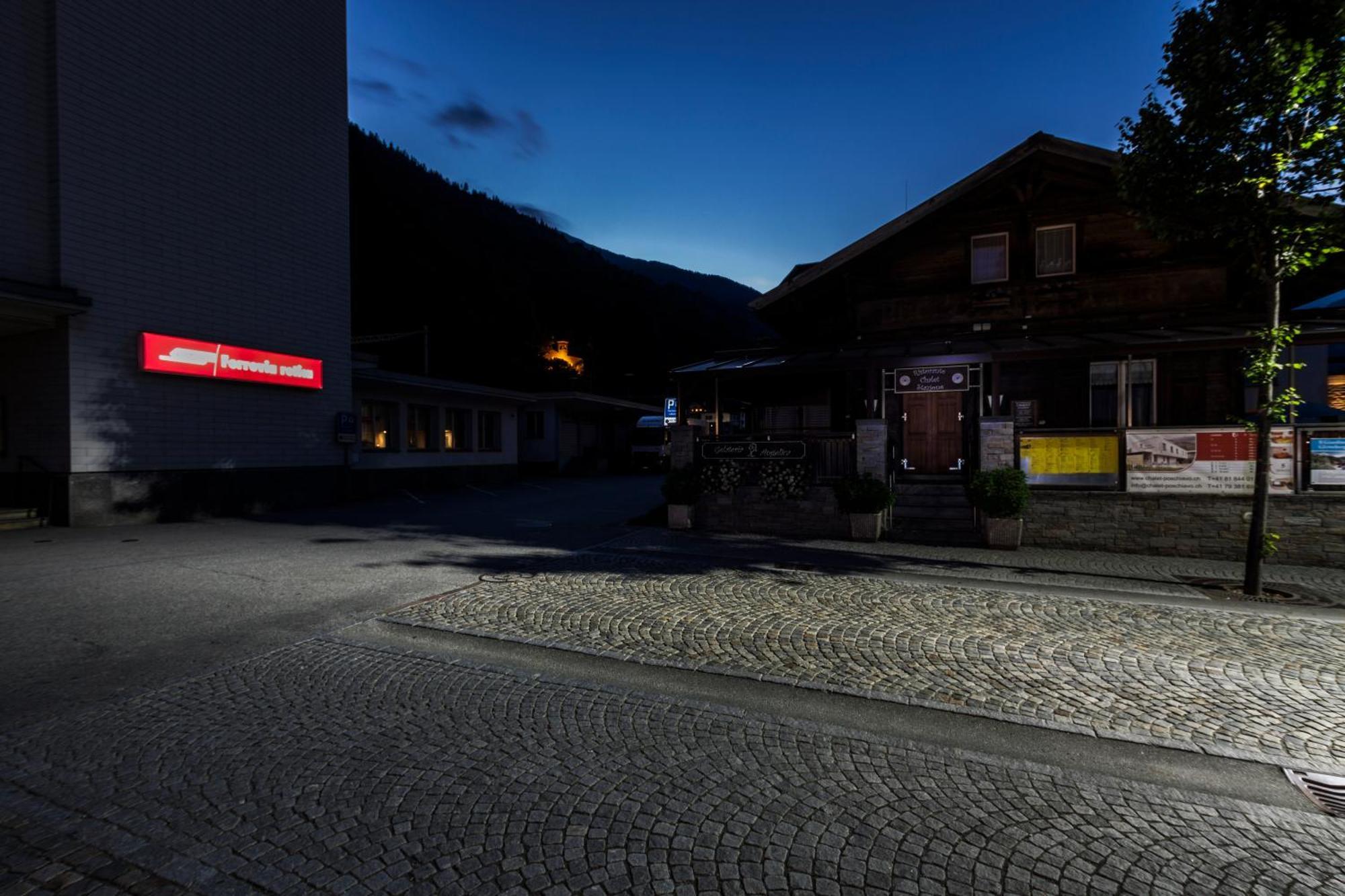 Ristorante Pensione Chalet Stazione Hotell Poschiavo Exteriör bild