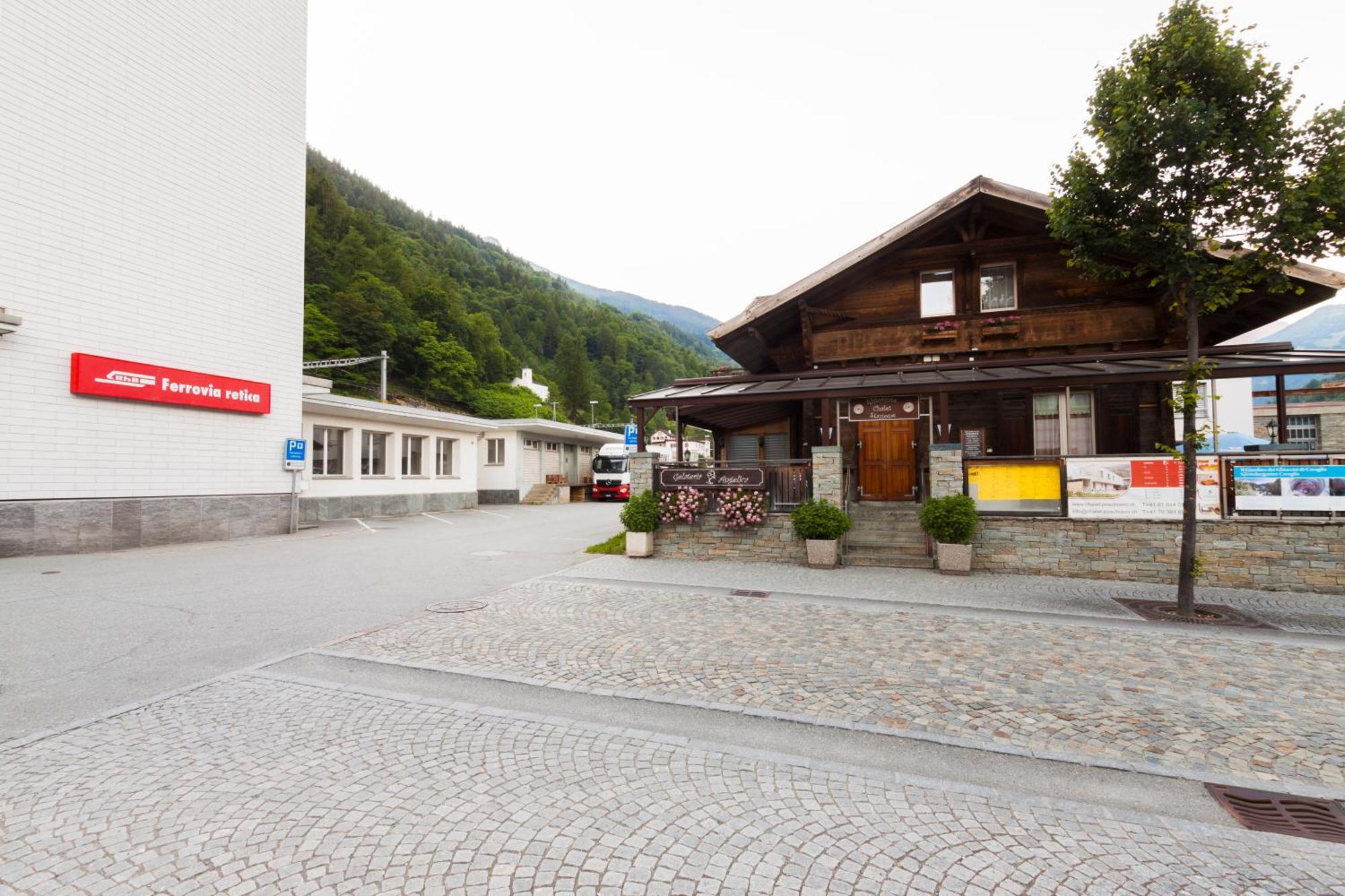 Ristorante Pensione Chalet Stazione Hotell Poschiavo Exteriör bild