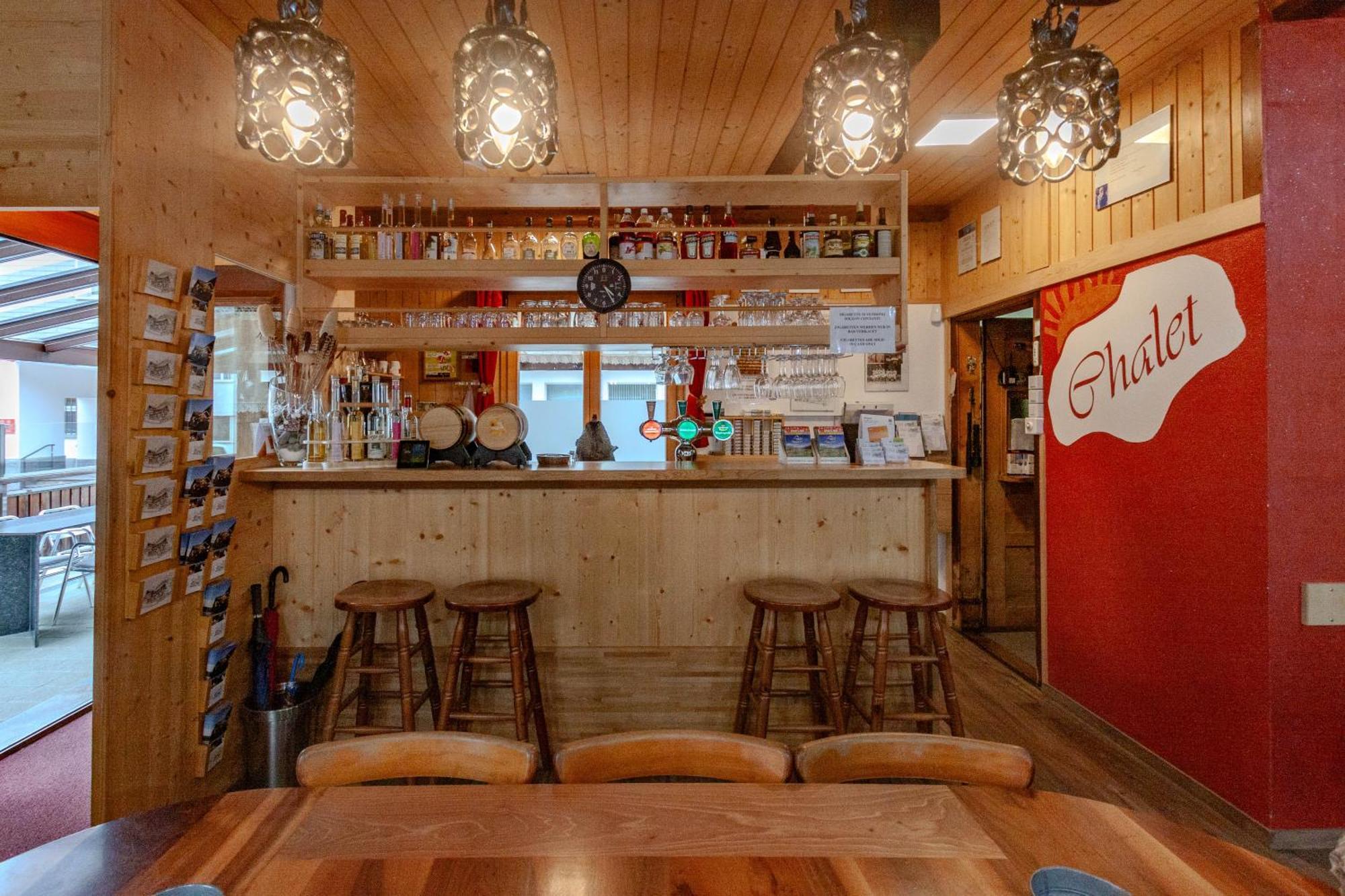 Ristorante Pensione Chalet Stazione Poschiavo Exteriör bild